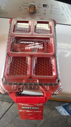 Milwaukee PACKOUT organizer