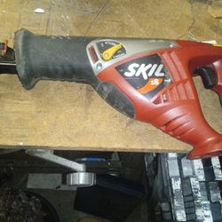 Skil Battery Operated Reciprocating Saw