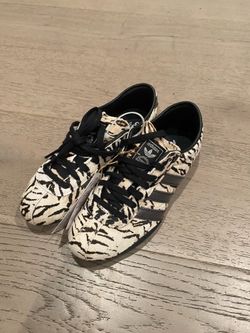 Adidas Tokyo Womens Zebra Off White Black Real Fur Lightweight Shoe size 5