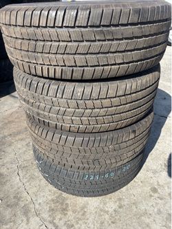 vendo setde llantas 275/60R20 Michelín perfectas condiciones de vida