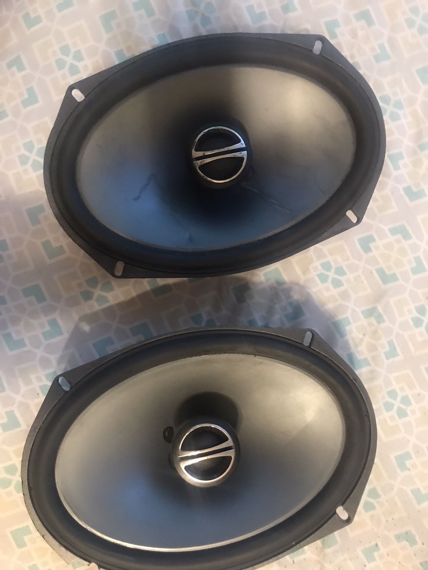 Alpine Type E SPE-6090 Coaxial 2-Way 6x9 Speakers