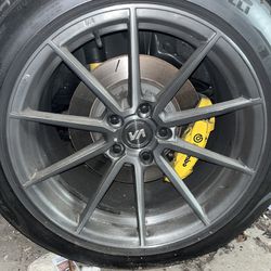 20” Variant Alloy Wheels & Tires