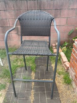 Outdoor single bar stool