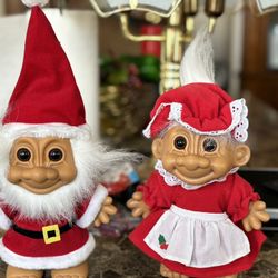 Trolls 8” Santa Claus