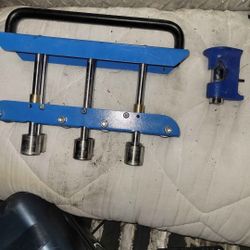 SHEET METAL CUTTING TOOL