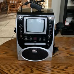 Karaoke Machine (Great Condition) 