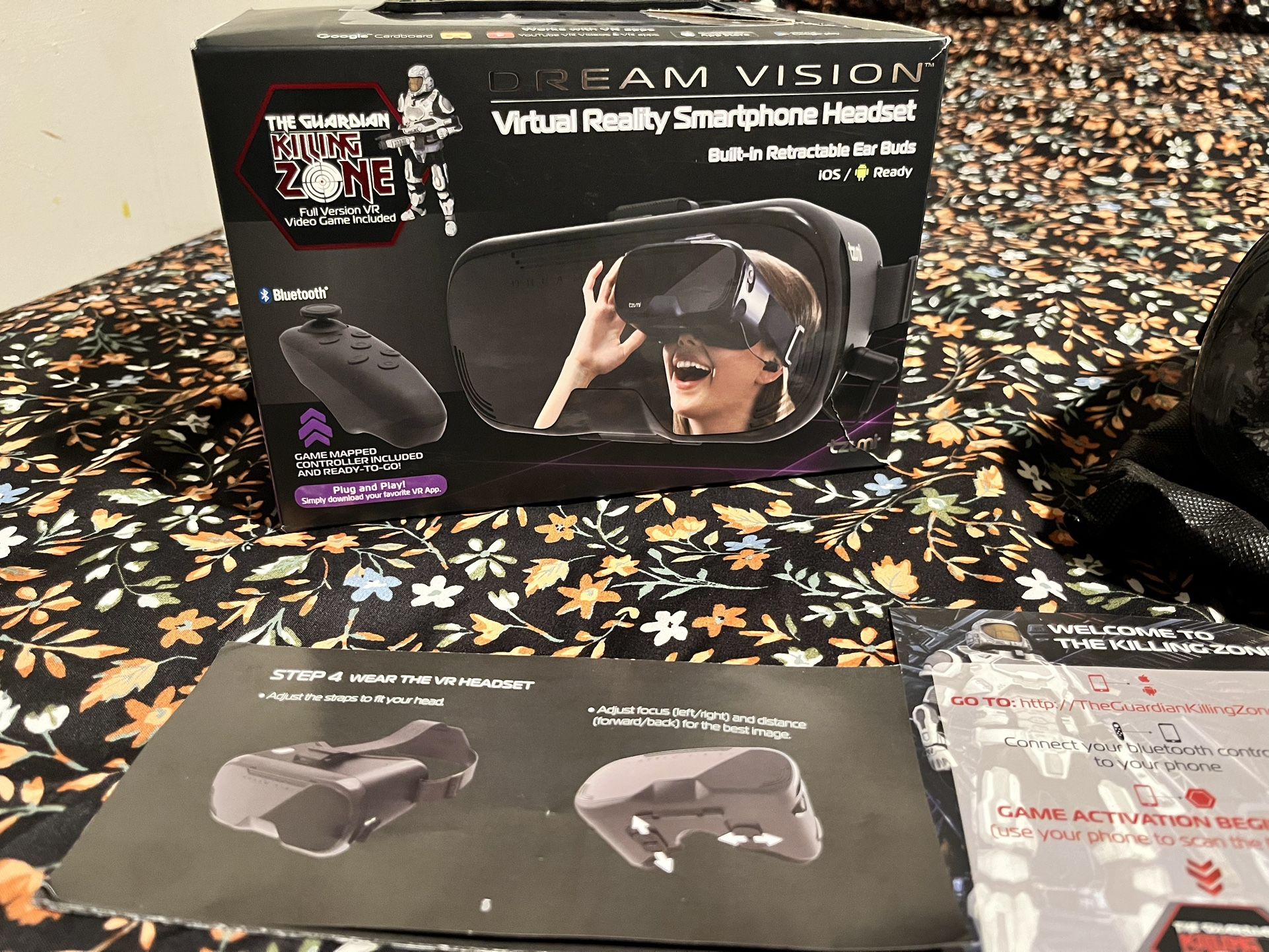 Virtual Reality Smartphone Headset