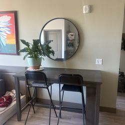Kitchen table 