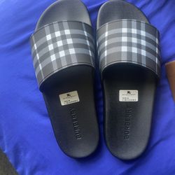 burberry slides