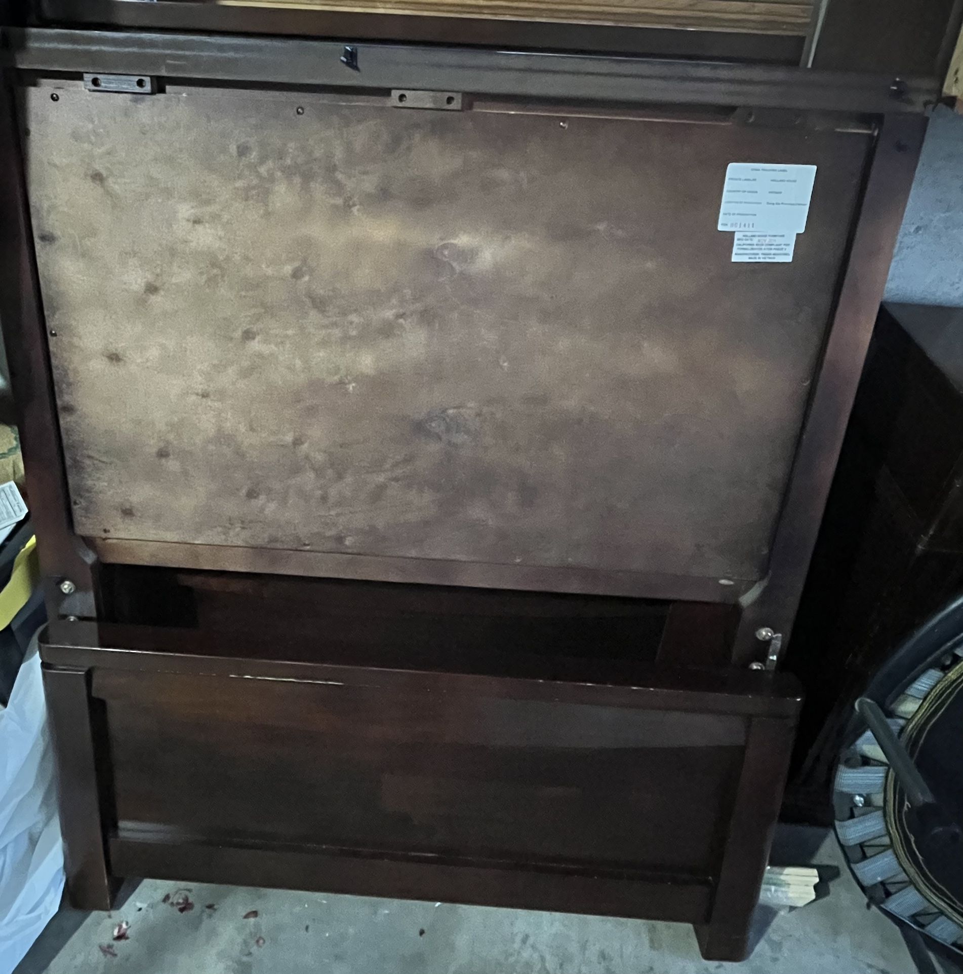 Twin Bed With Headboard And Mattress & Box.
