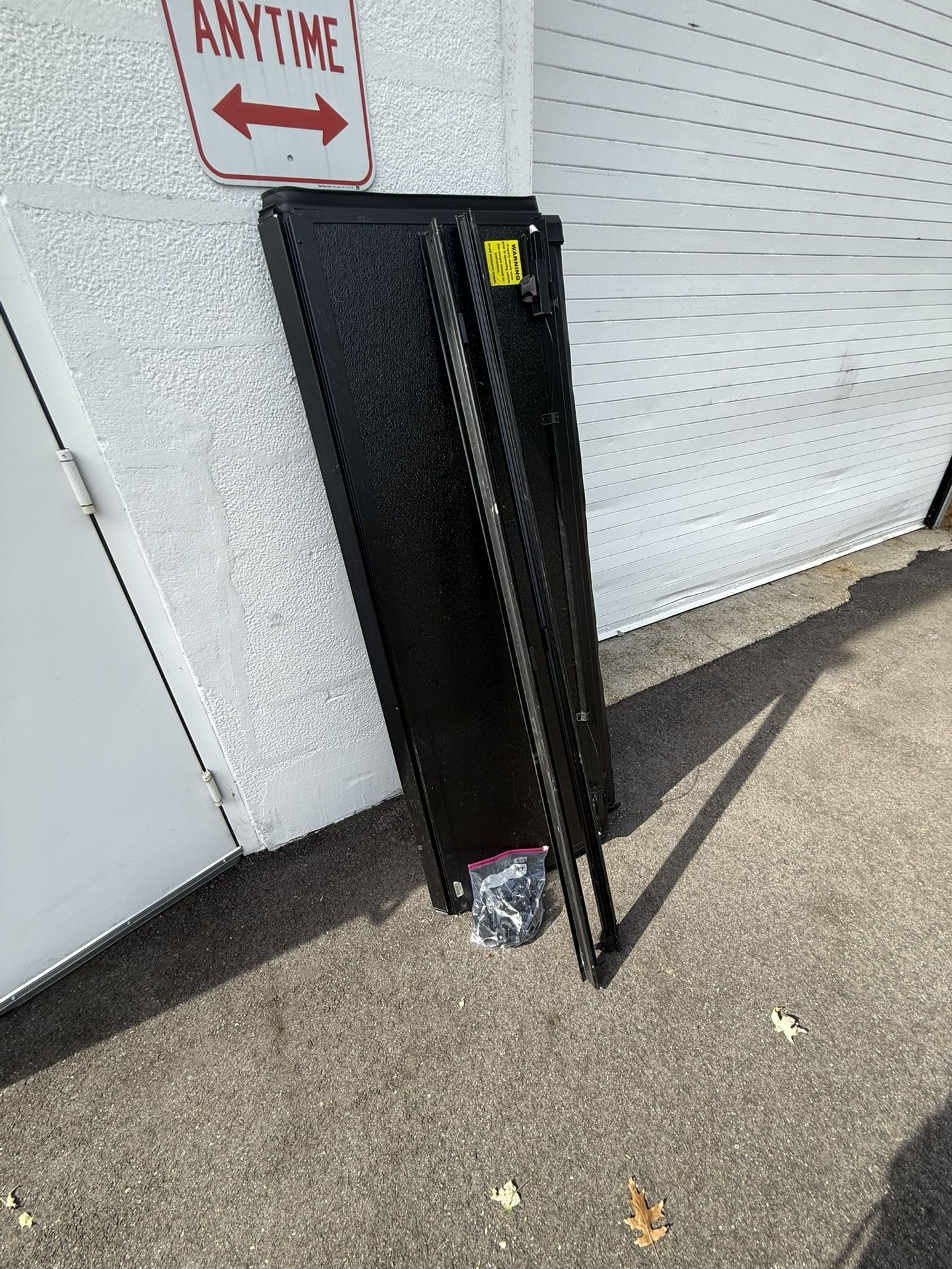 Ram Truck Bed Cover 5’7 Works Well