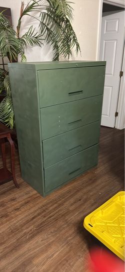 TAKING OFFERS - Furniture, freezers, rug, cabinet, buffet, tables & more