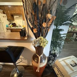 Floor vases (2)