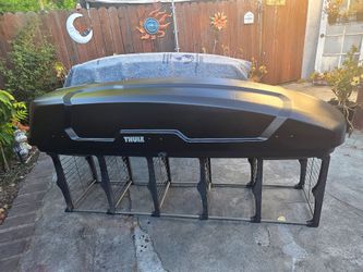 Thule Force XT rooftop Cargo Box