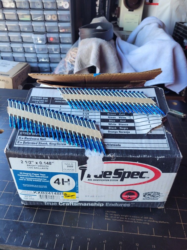 2 1/2" Nails