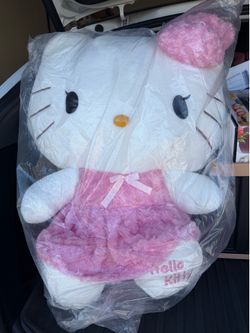 New huge 33” Hello Kitty Soft Plush