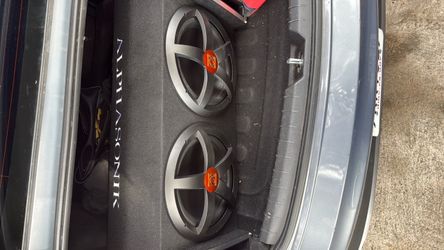 Double 12 bass speaker