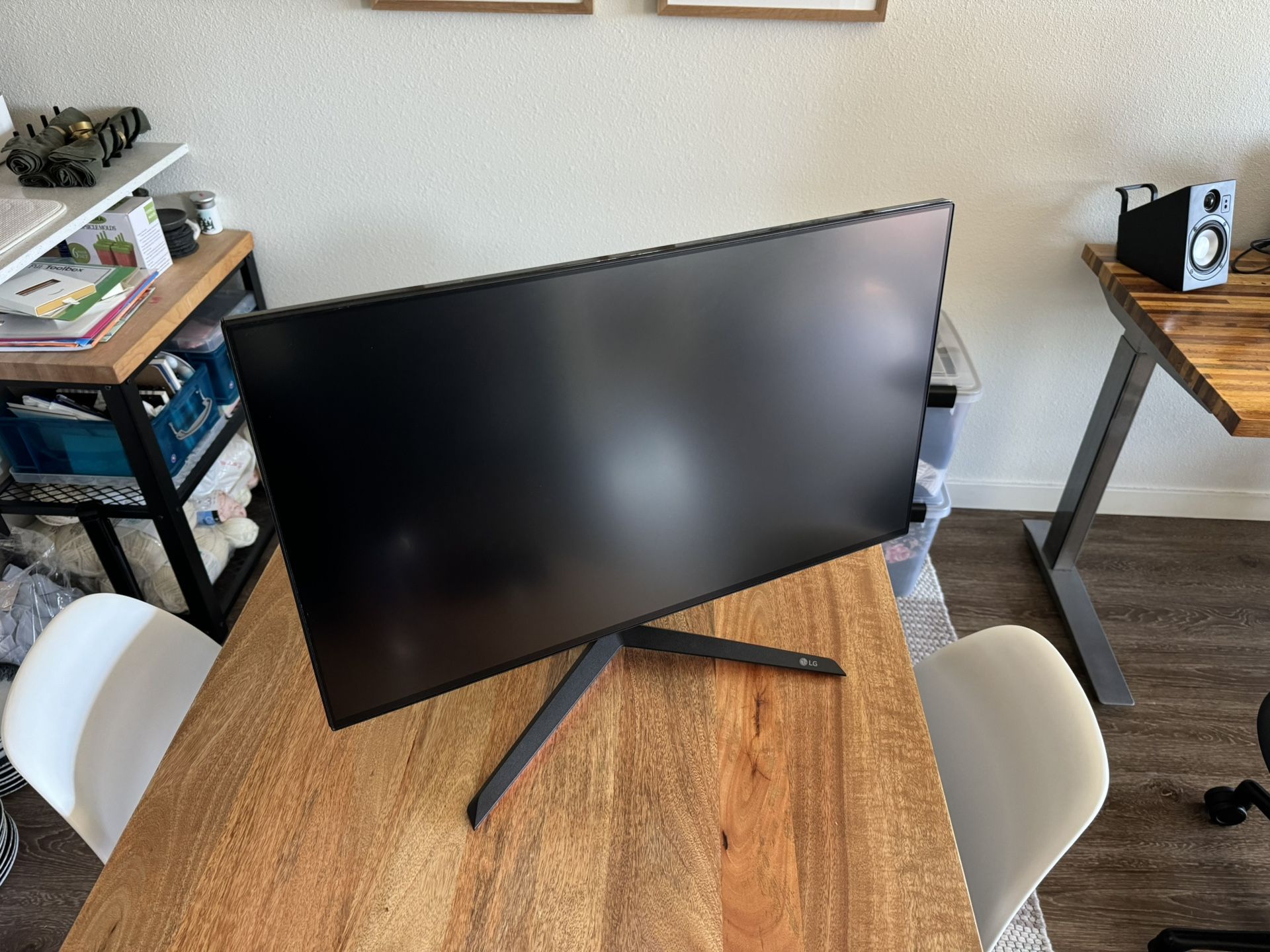LG 27" 4K IPS 1ms 144Hz Monitor with G-SYNC