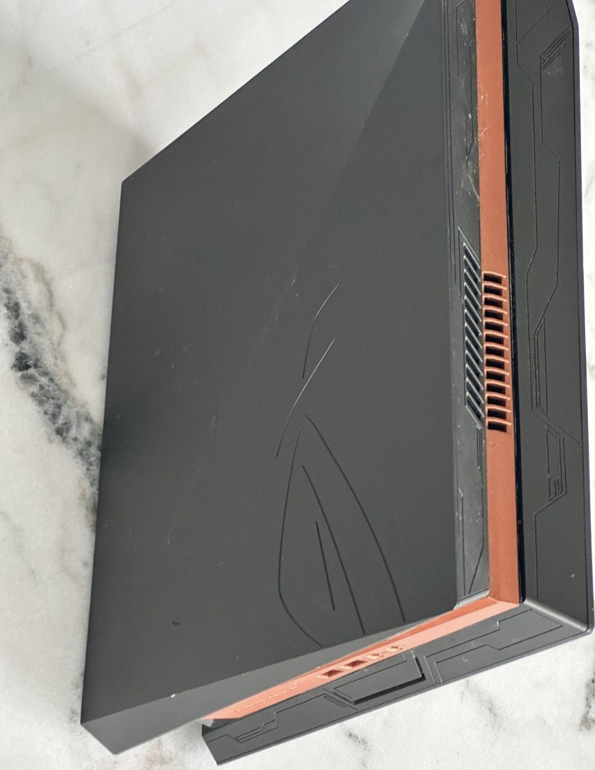 ASUS Mini PC ROG Gaming GR8 II (Without SSD)