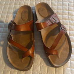 Womens Sandals Time & True Size 9 1/2