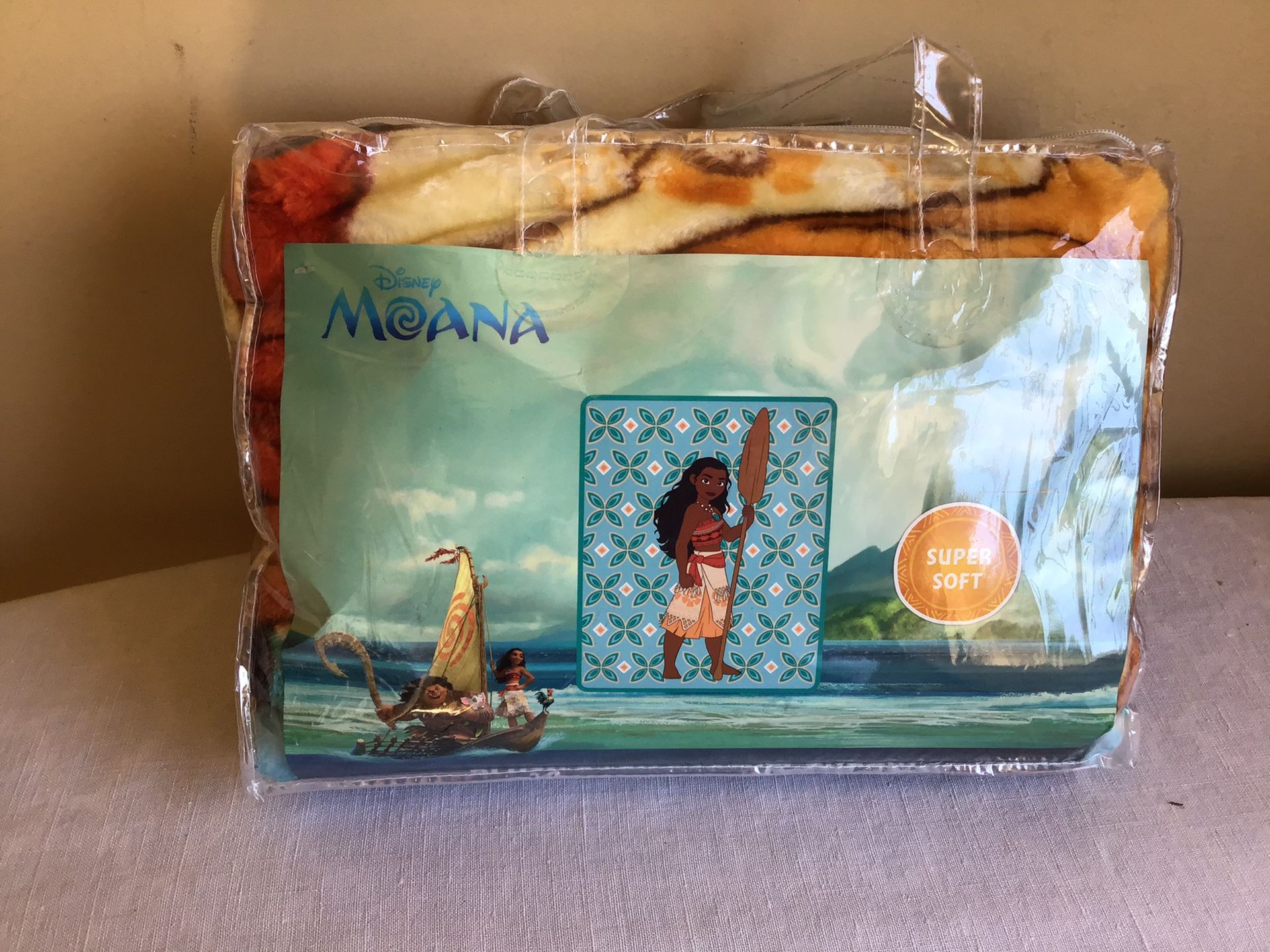 New Disney Moana Super Soft Plush Raschel Baby Throw Blanket 43.5” x 55”