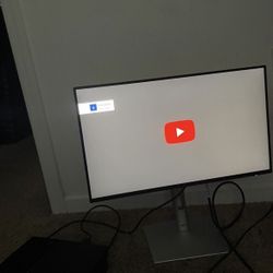  Dell Pro 27 INCH, FLAT SCREEN, Gaming monitor!