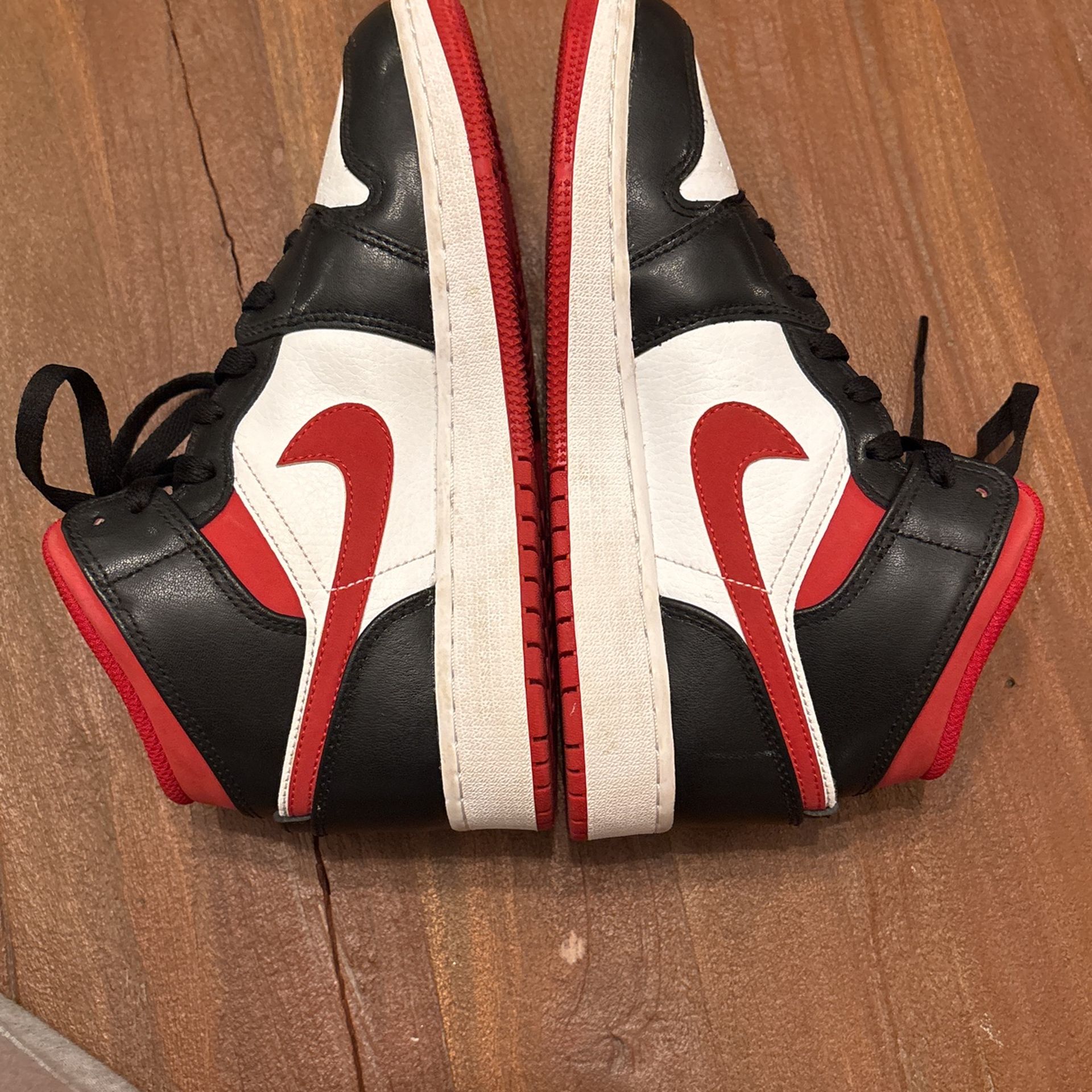 Jordan 1 Mid (Name Price)