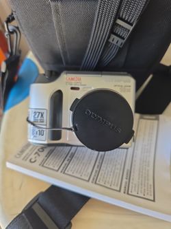 Olympus Cammedia 10x Zoom C-700 Ultra