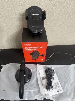 Auto-lock Wireless Car Charger Mount New!!