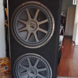 2 - 15” Kicker CVX 4000 Watts With Memphis Amp 3000 Watts