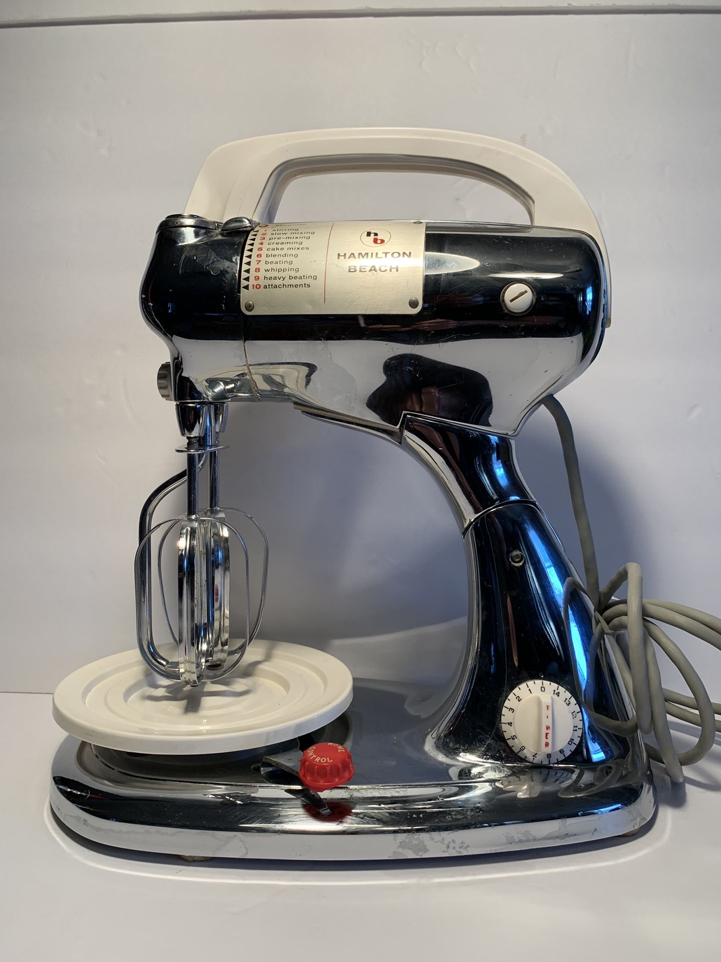 HAMILTON BEACH 1938 Chrome 10-Speed Stand Mixer