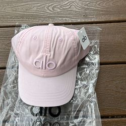 Pink Alo Yoga Women’s Hat Cap BRAND NEW