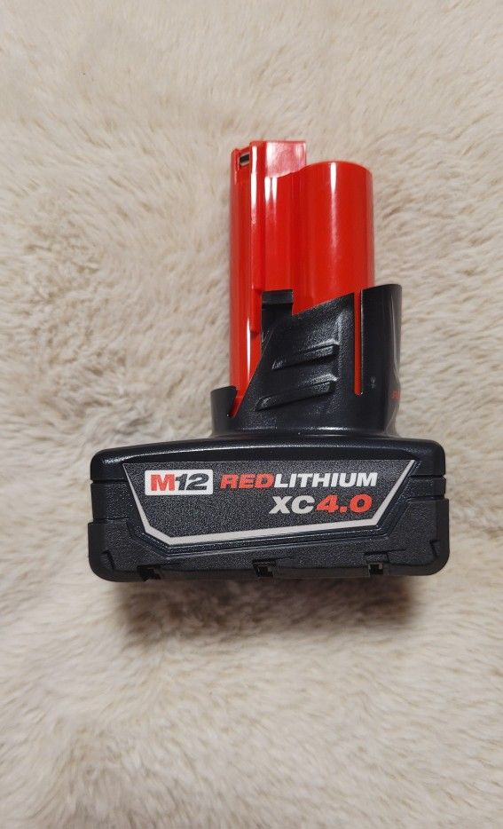 Batería Milwaukee M12  XC4.0