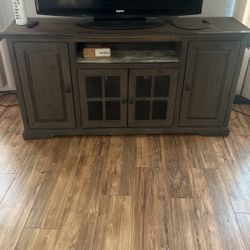 TV Stand dresser 