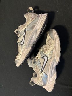 Nike V5 RNR - kids size 13C