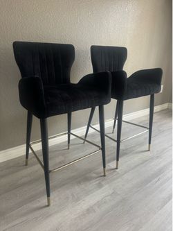 Black  velvet barstools