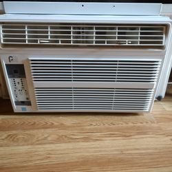 Air Conditioner By Perfect Air 5000 Btu 
