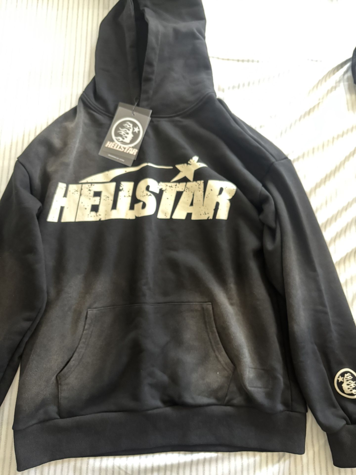 black hellstar hoodie 