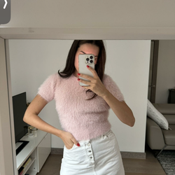 zara fluffy pink crop top
