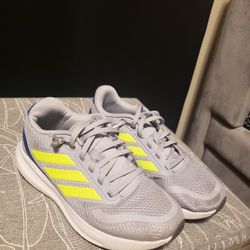 Boy SHOES FOR SALE-LIKE NEW-READ DESCRIPTION