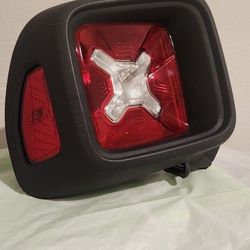 Tail Light for Jeep Renegade 2015-2022 OE Tail Lamp Replacement (Black, Passenger Side (Right)