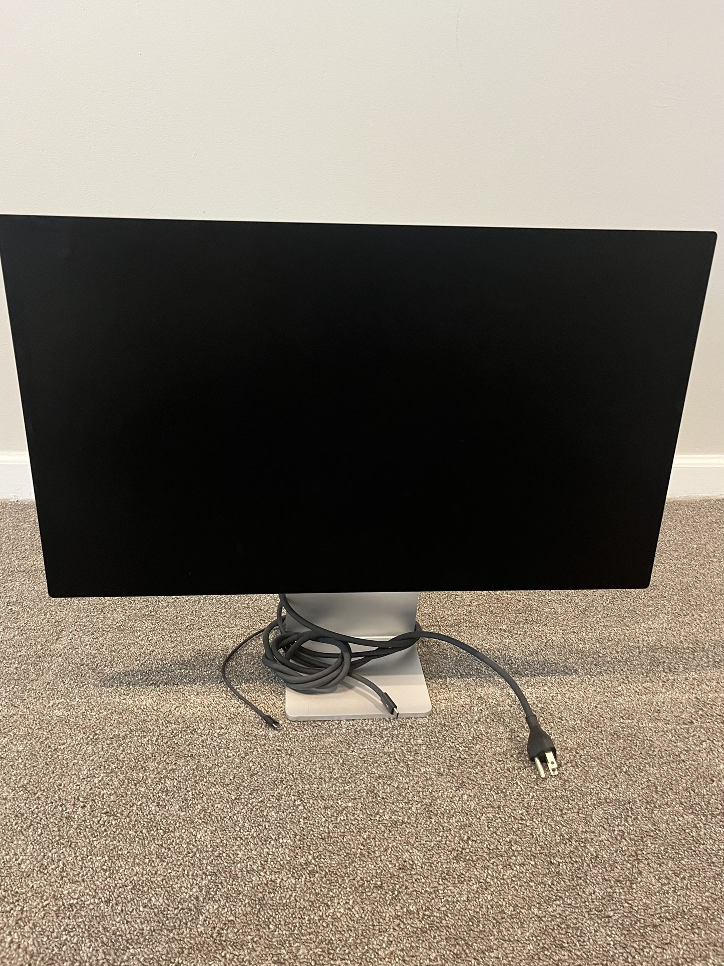 Apple Display 27” Nano Tech Screen Tilt Adjustable