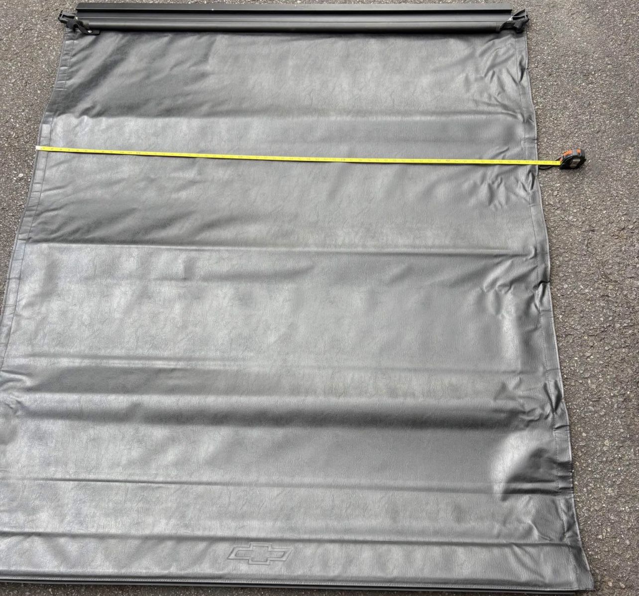 Genuine Chevy Pick Up  Truck Bed Cover Tonneau Cover Retails $800