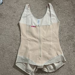 Faja 💯 🇨🇴3XL Color NEGRO Y BEIGE 