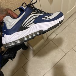 Nike Air Max Size 12
