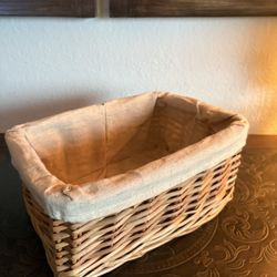 Lined Woven Storage Basket 