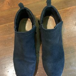 TOMS Women’s Boot Size 10 