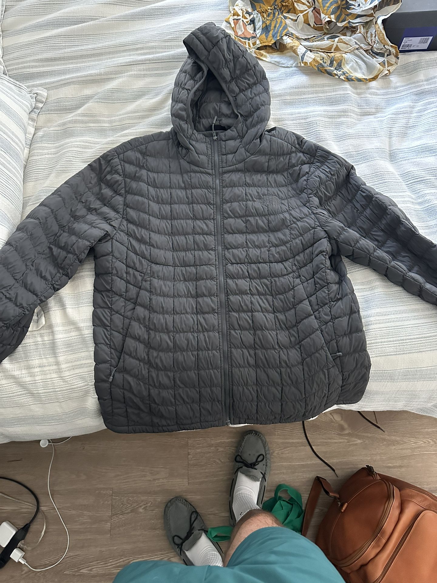 Men’s North face Thermoball Jacket size L