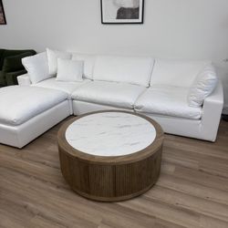 New Round Coffee Table W/Wheels