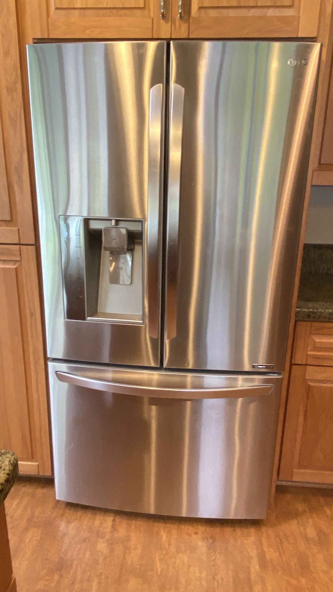 LG French Door Refrigerator 36”